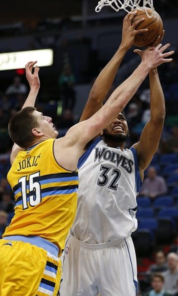 Towns carries Wolves past Nuggets, 111-108 (Jan 22, 2017)